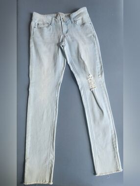 Indigo Rein Light Wash Straight Jeans Size 9